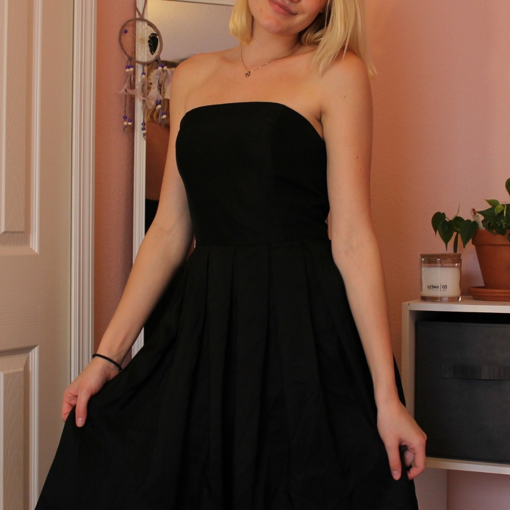Black Strapless Prom Homecoming Dress